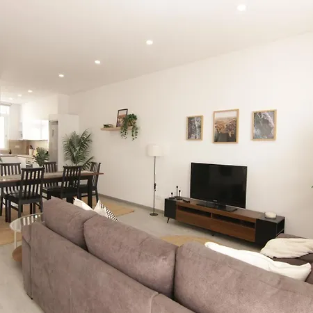 2-bdr With Private Patio, *