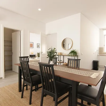 2-bdr With Private Patio, Apartment Distrikt Faro